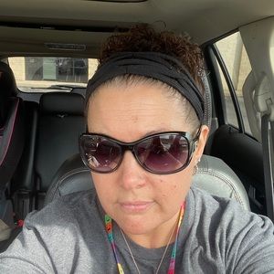 Meet your Posher, Tracy